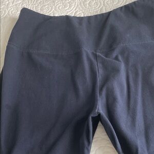 Intro. Women's Navy Leggings